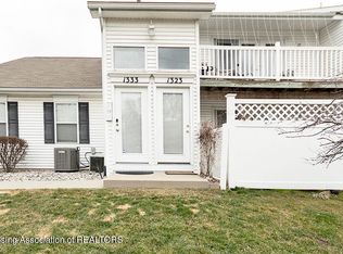 1333 Coolidge Rd #14, East Lansing, MI 48823