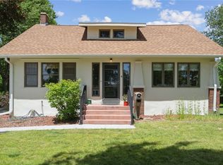 1400 Elmhurst Dr NE, Cedar Rapids, IA 52402