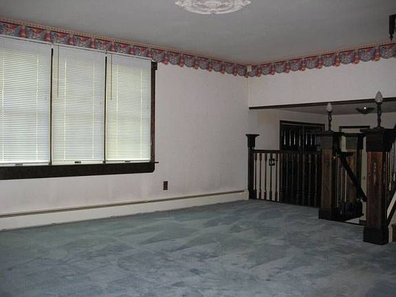 Large, Comfortable Living