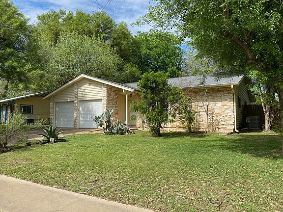 2nd image of 808 Glen Oak Dr