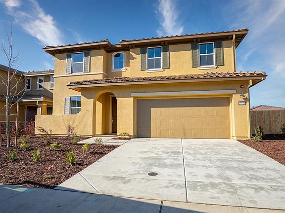 2nd image of 10118 Byron Reeves Way