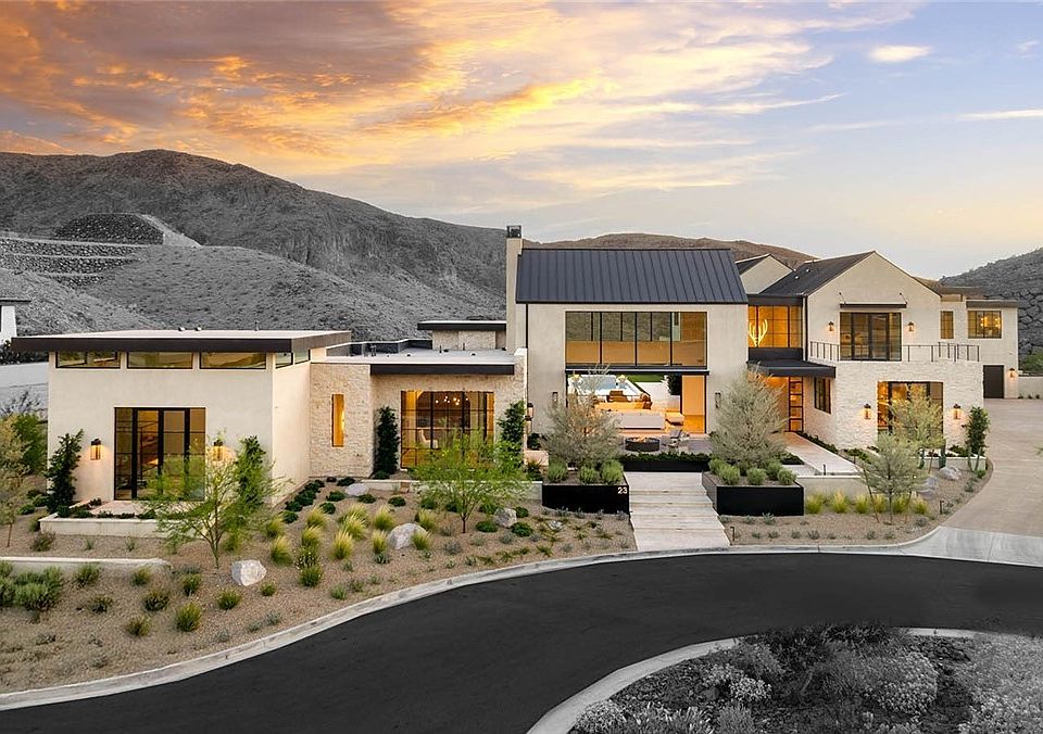 1st image of 23 Sanctuary Peak Ct