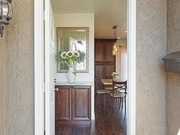 4th image of 8720 Hebrides Dr
