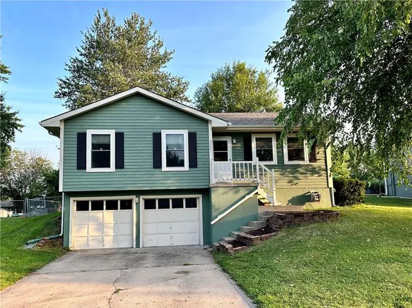 2009 Kary Ln, Excelsior Springs, MO 64024