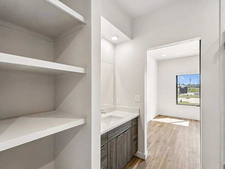Nova Living — Photo 34