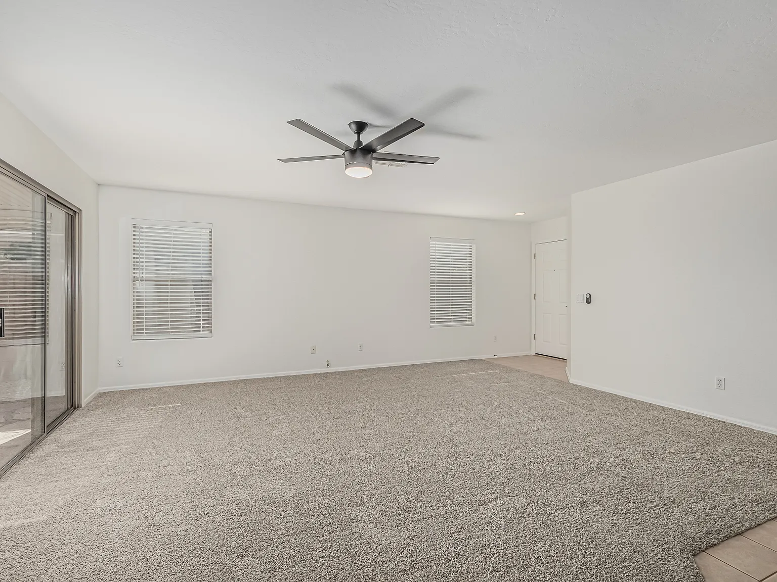 4 bed, 1687 sqft, $2,100 — Photo 4