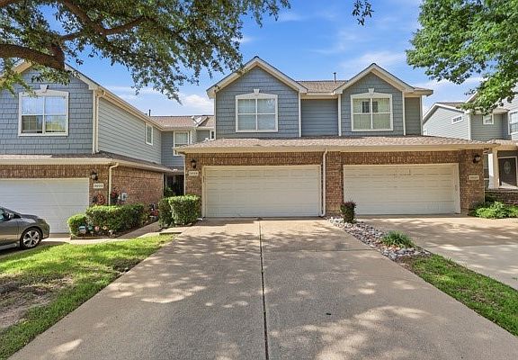 3rd image of 3029 Rolling Meadow Dr