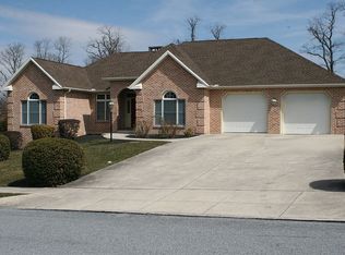 1352 Spring House Rd, Middletown, PA 17057