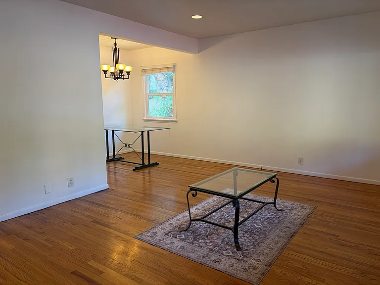 2297 Glendale Blvd #A — Photo 5