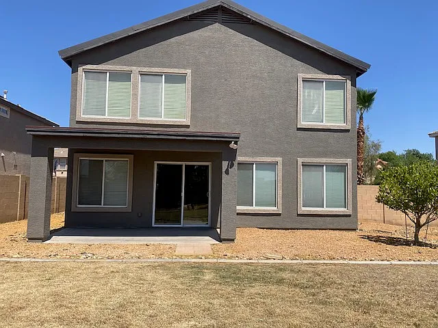 11624 N 151st Ln — Photo 3