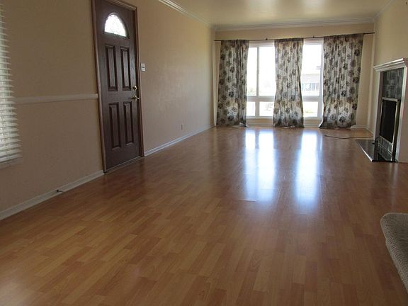 2nd image of 51 Eastgate Dr