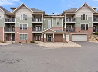 8253 Mayo Dr UNIT 311, Madison, WI 53719