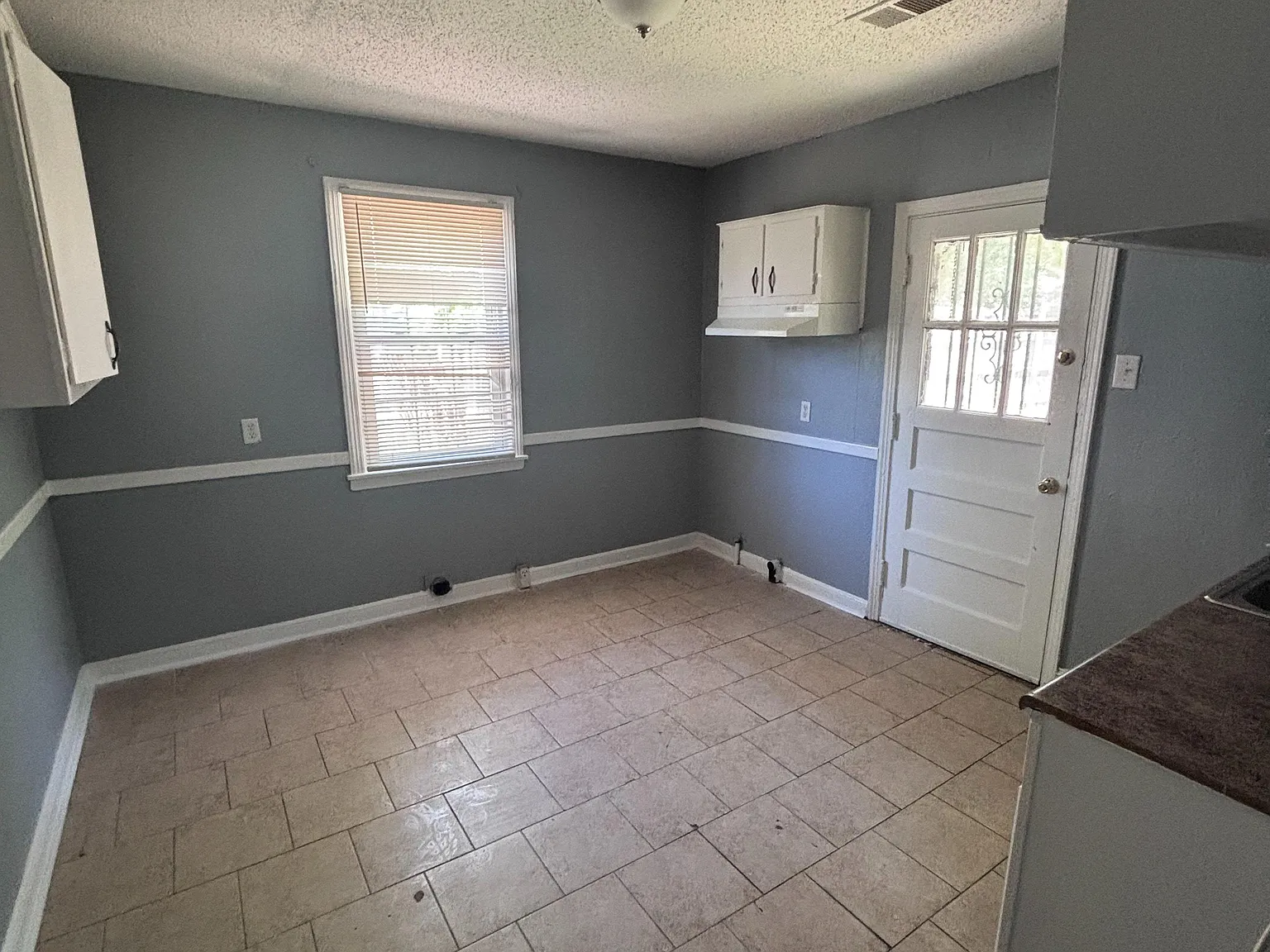 2 bed, 744 sqft, $950 — Photo 4