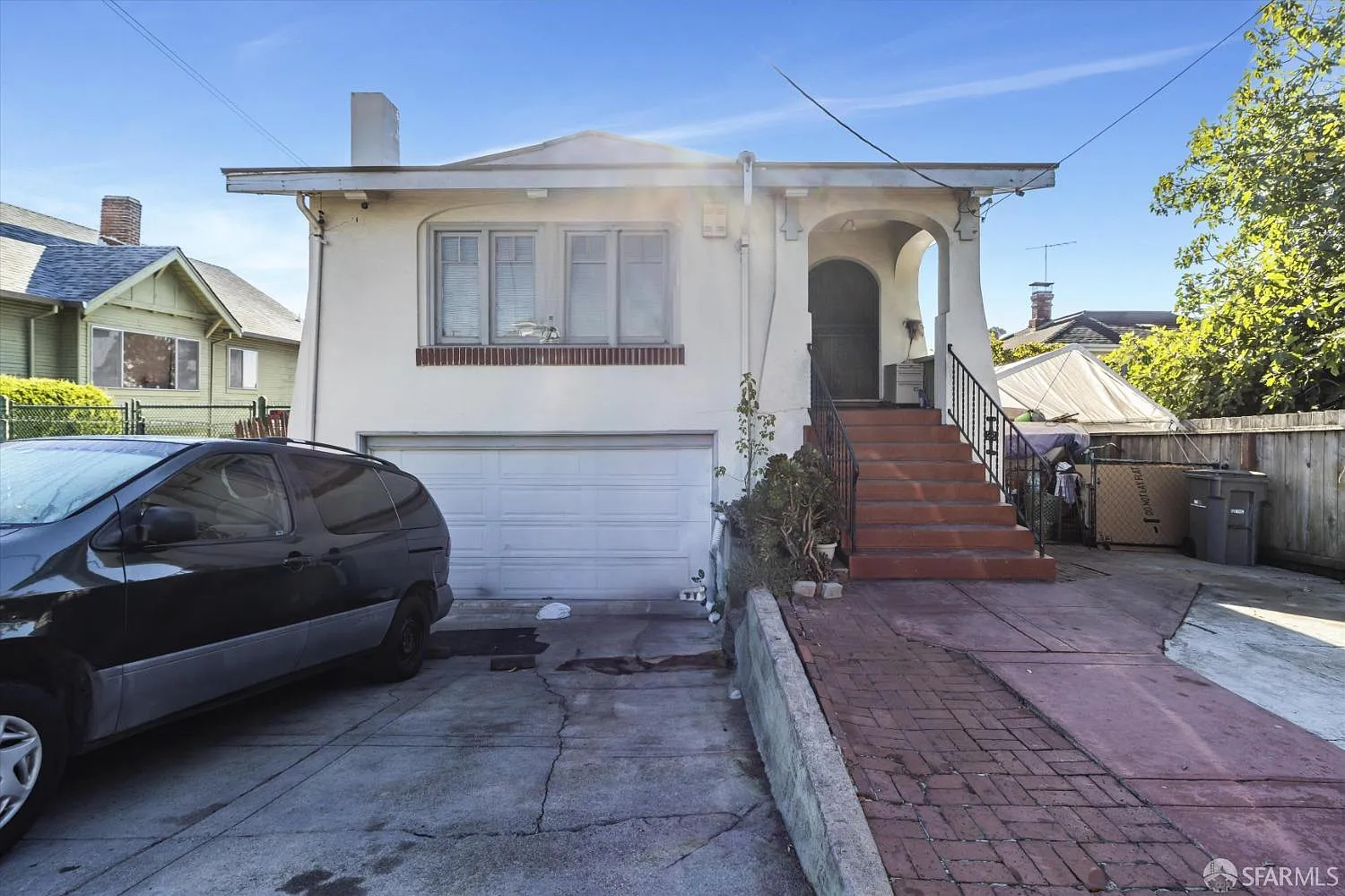 2820 Coolidge Ave photo 1