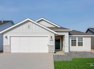 2064 N Thunderbolt St, Mountain Home, ID 83647