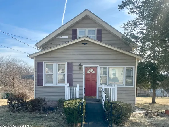 11 Lark Street, Cohoes, NY 12047