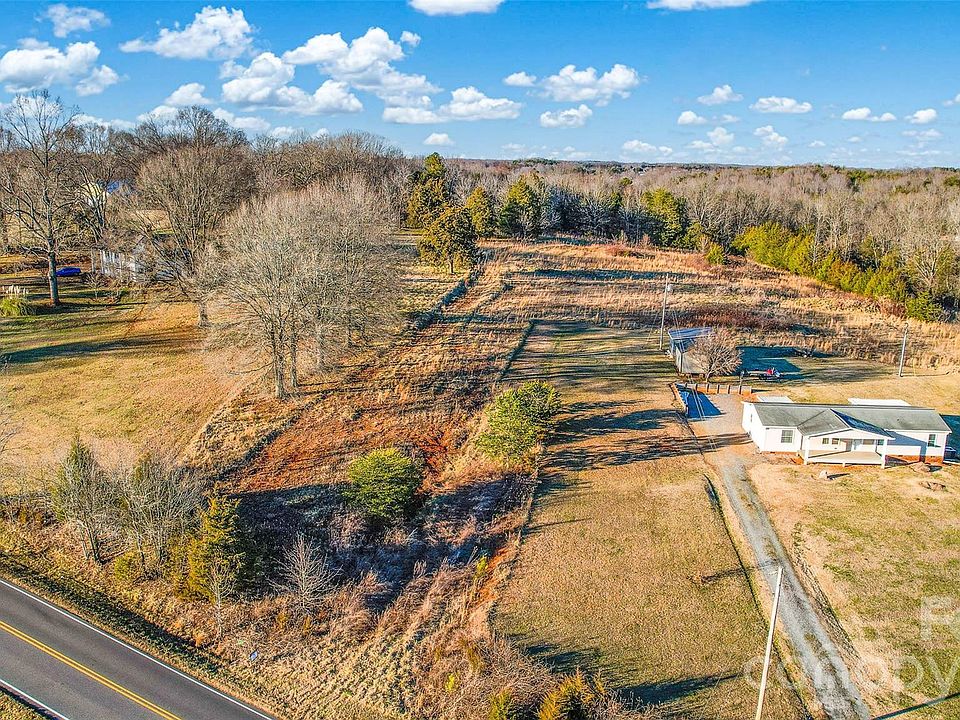 1st image of 297 Johnson Dairy Rd