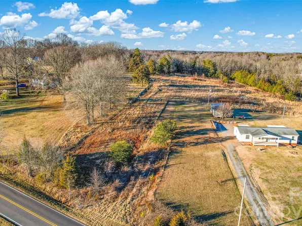 297 Johnson Dairy Rd, Mooresville, NC 28115