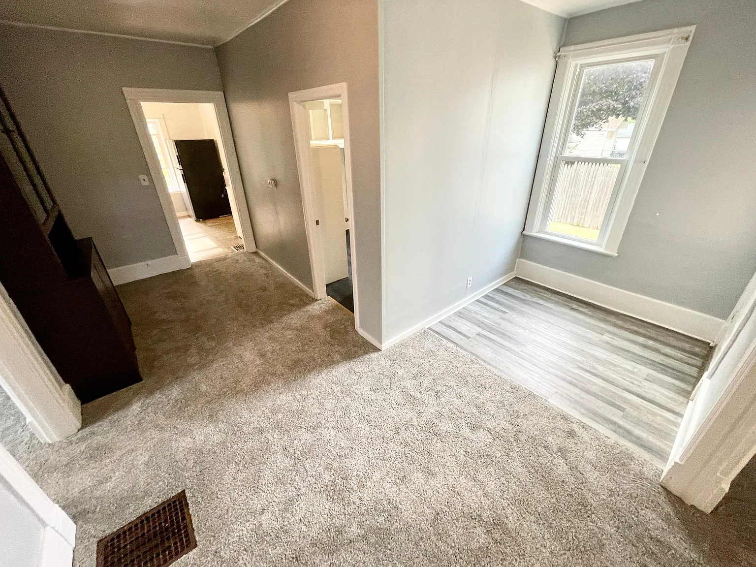 2 bed, 850 sqft, $995 — Photo 1