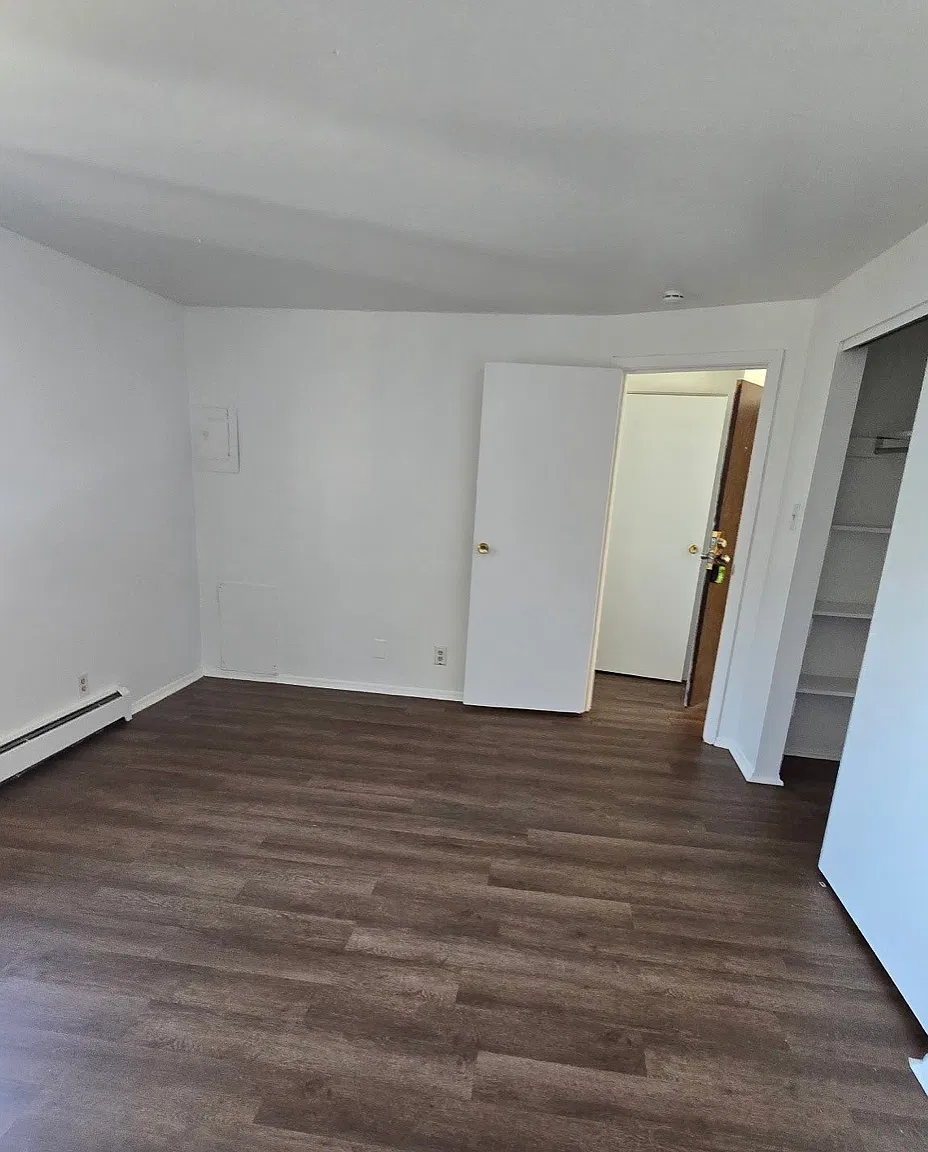 4103 East 4th Street - 2 — Photo 3