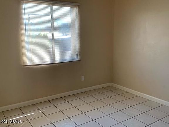 5th image of 602 E Townley Ave APT 101
