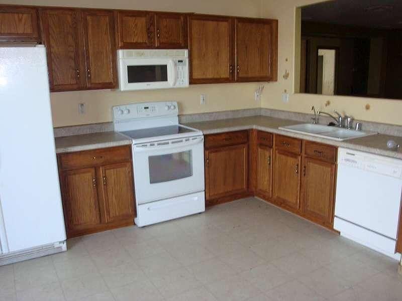 2nd image of 11522 W WINDROSE Avenue