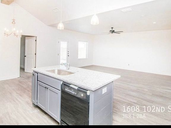 4th image of 1608 102nd St #A