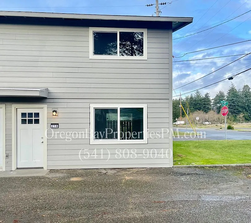 212 Laclair St
