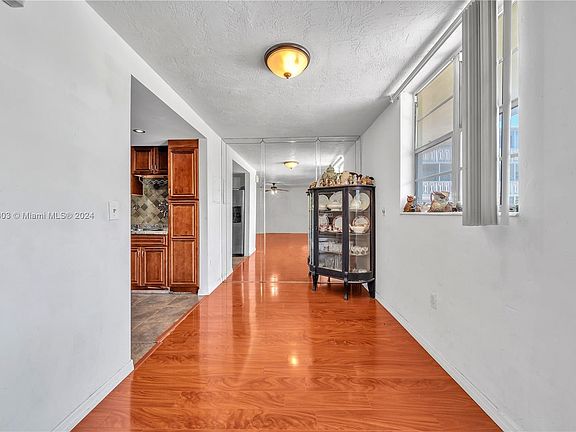 4th image of 1515 NE 125th Ter APT 204