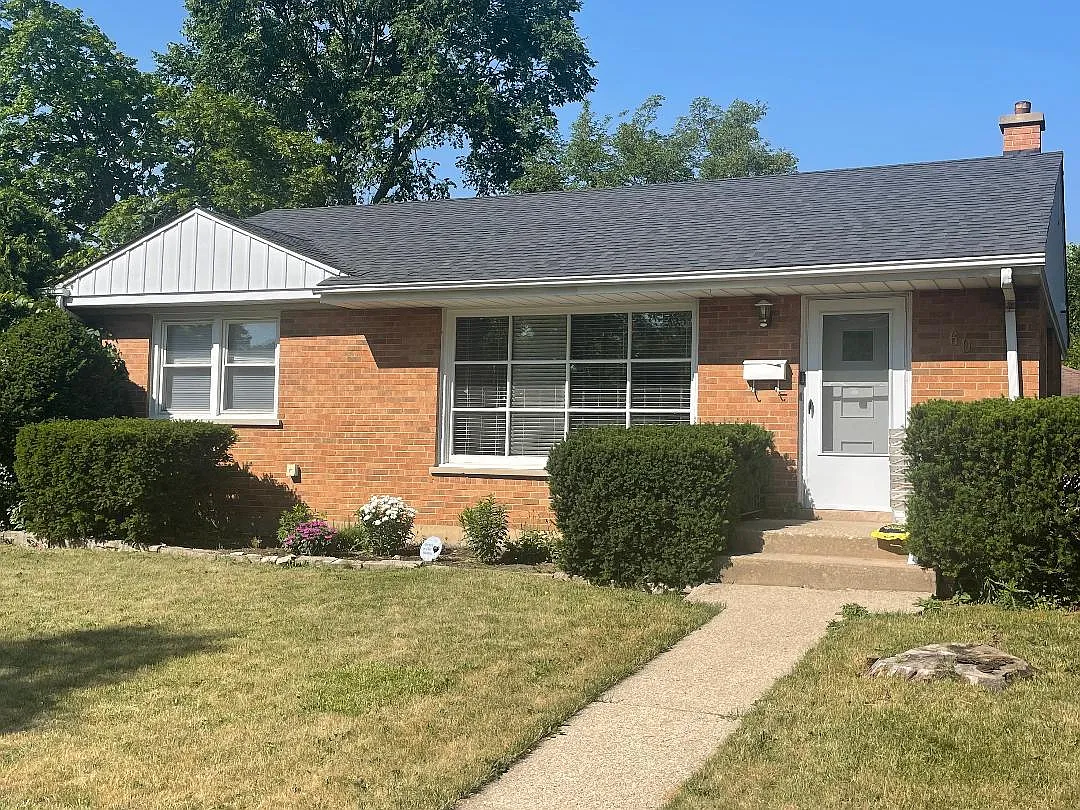 3 bed, 1600 sqft, $2,595 — Photo 1