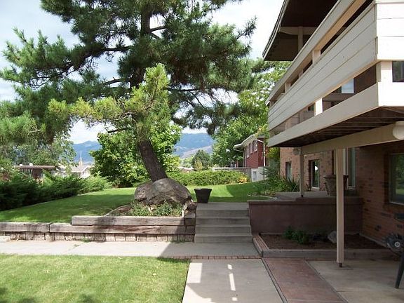 Alternate view of Front of Home