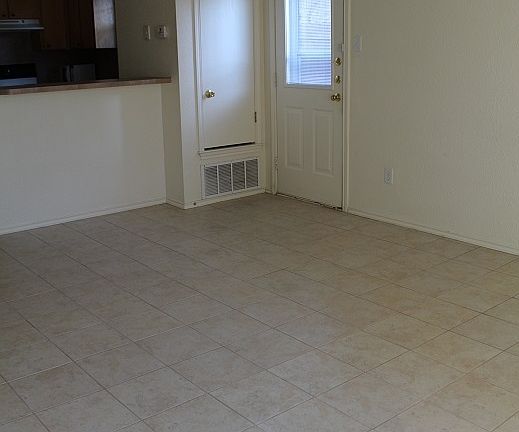 4th image of 4400 Jeff Scott Dr #3B-2BA-1157SQFT