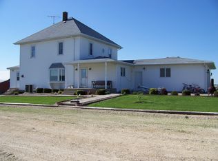 3332 Windmill Rd, Hopkinton, IA 52237