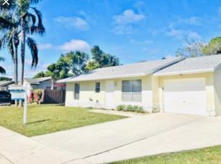 4848 Carver St, Lake Worth, FL 33463