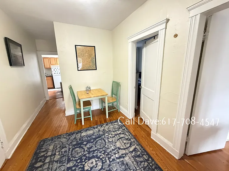 127 Sutherland Rd #D — Photo 10