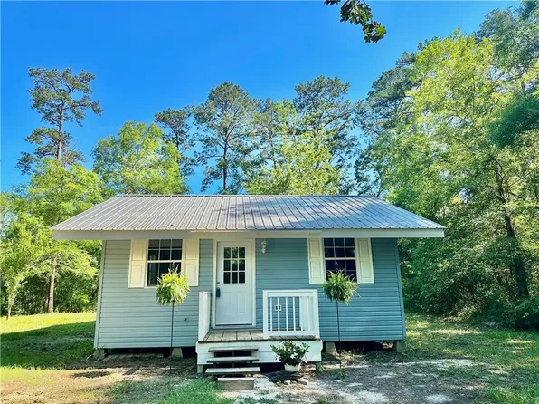 185 Bumblebee Mound Rd, Bogalusa, LA 70427