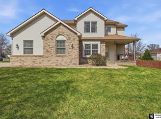 1550 Meadow Lark Rd, Lincoln, NE 68521