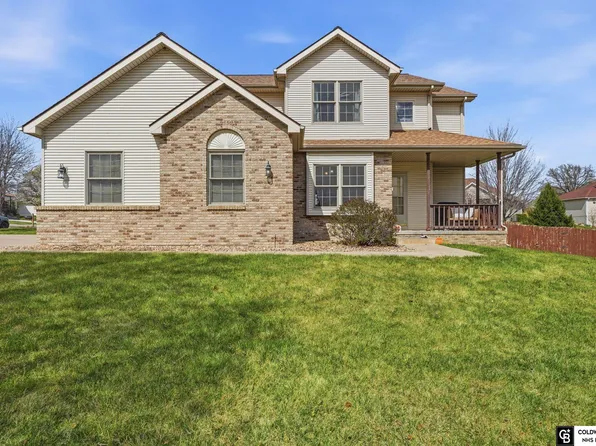 1550 Meadow Lark Rd, Lincoln, NE 68521