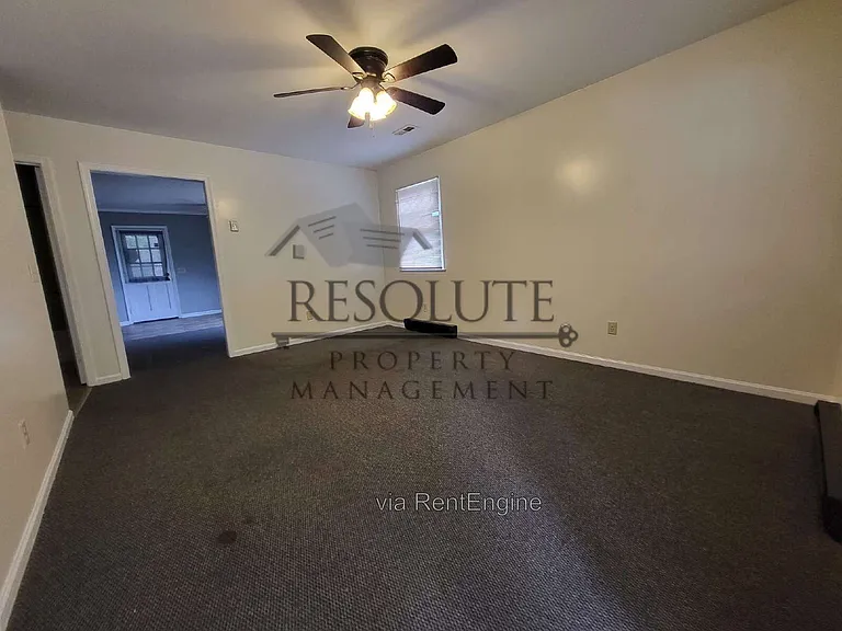 2420 Keith Dr — Photo 14