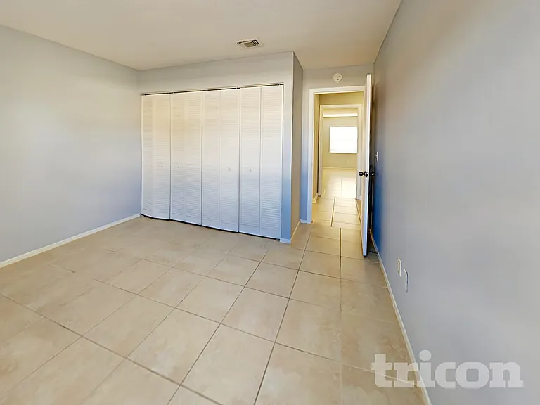 266 Iowa Woods Cir — Photo 8