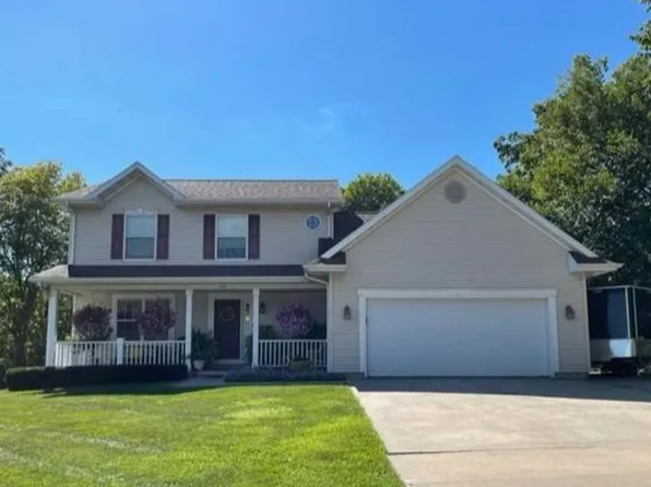 216 N Elm St, Lamoni, IA 50140