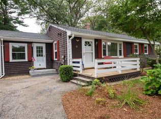 8 Paradise Rd, Ipswich, MA 01938