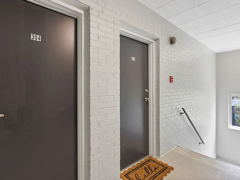 1953 19th Pl SE — Photo 16