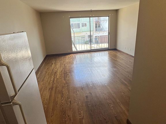 Living Room/Bedroom
