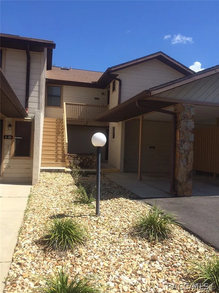 2 bed, 990 sqft, $1,500 — Photo 1