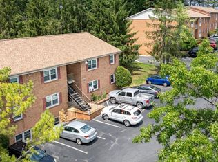 Hillcrest, Staunton, VA 24401