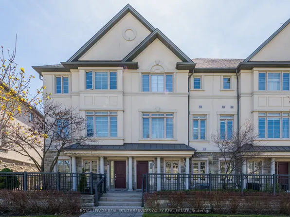 47 Beverley Glen Blvd, Vaughan, ON L4J 0G8
