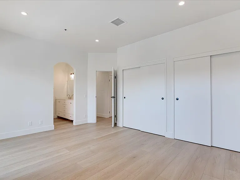 602 Anacapa St #A — Photo 8