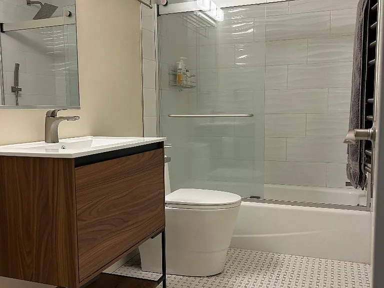 8943 Castle Point Dr — Photo 20