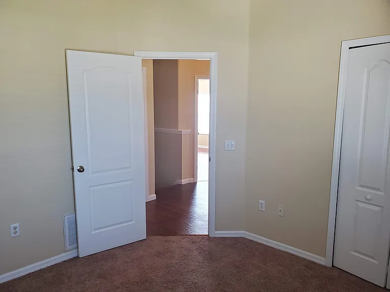 12722 Evington Point Dr — Photo 16